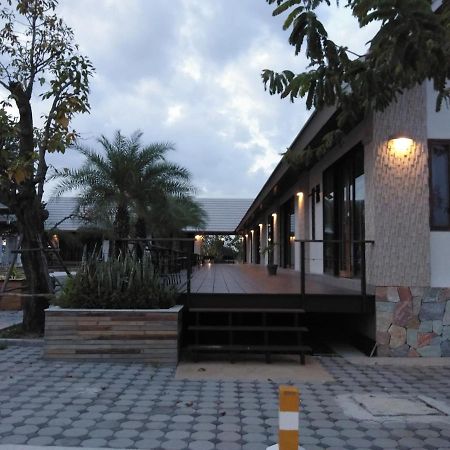Ingaun Resort Kanchanaburi Ban Noi  Exteriör bild