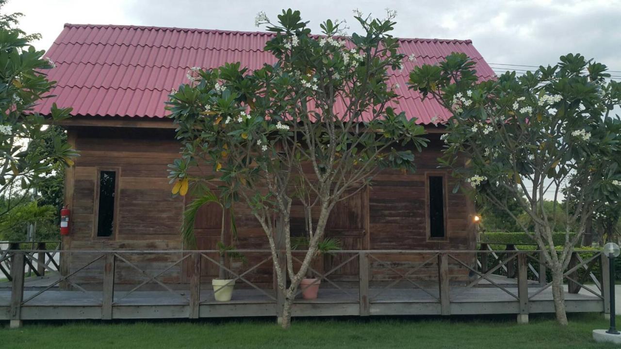 Ingaun Resort Kanchanaburi Ban Noi  Exteriör bild